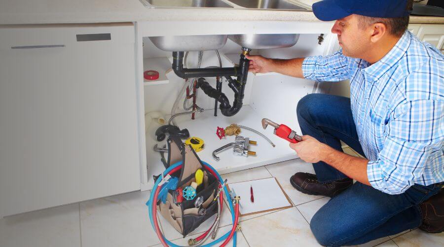 Expert burst pipe repair services in Allons, TN